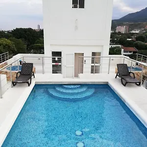 Hotel Flora Suites-loft Luxury, Cali